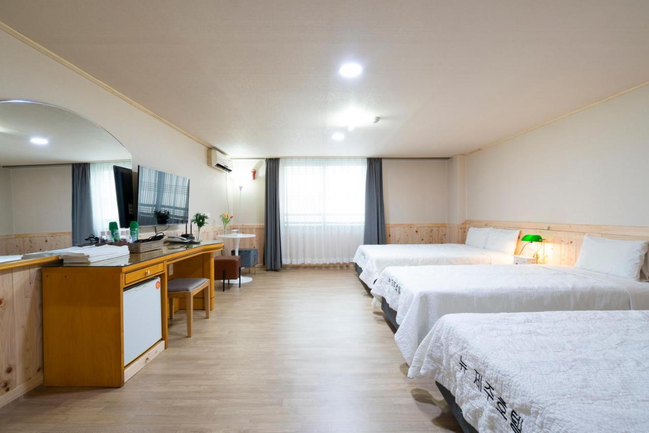 New Jeju Hotel Exterior photo